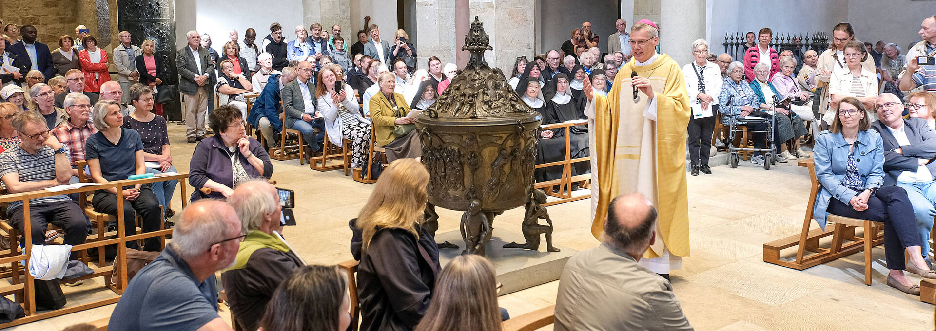 Gottesdienst Dom Verabschiedung Bischof Wilmer, Gottesdienst Dom Verabschiedung Bischof Wilmer